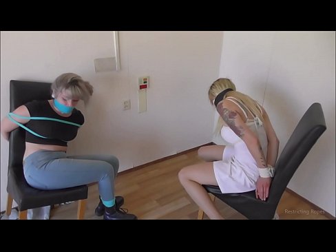 ❤️ Závislá / zviazaná a s roubíkom / dievča v núdzi ☑ Sex video na sk.sexogolic-info.ru ❌